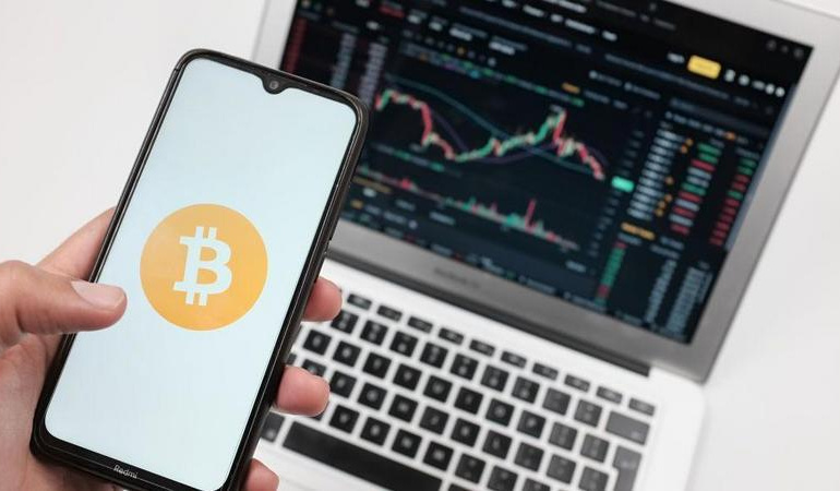 Peretas Bitcoin Diduga Mencari di Google 'Tanda-tanda FBI Sedang Mengincar Anda'.