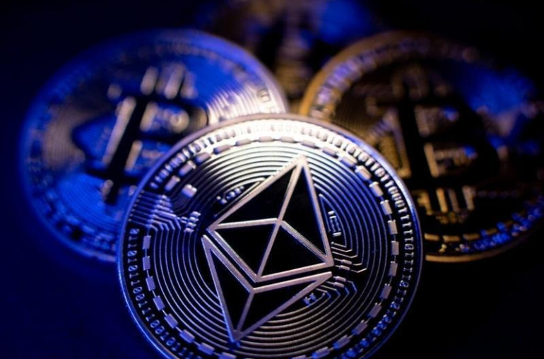 Bitcoin, Ethereum, Dogecoin Stabil, Sementara Pasar Saham Melemah Dua Hari Berturut-Turut: Analis Memperkirakan Penurunan Lebih Lanjut Sebelum Ada Penangkapan Likuiditas di Level Ini - Grayscale Bitcoin Mini Trust (BTC) Unit Umum dari Minat Manfaat Fraksional yang Tidak Terbagi (ARCA:BTC).