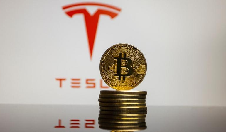 Tesla Diam-Diam Mentransfer $765 Juta dalam Bitcoin, Menempatkan Strategi Cryptocurrency Musk di Bawah Sorotan Ketat di Tengah Kekhawatiran Pasar.