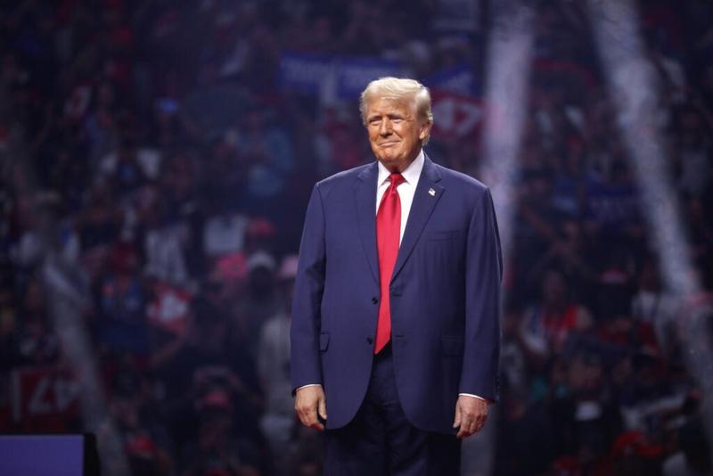 Trump Mendukung World Liberty Financial: Stablecoin yang Dipatok pada Dolar, Bukan Bitcoin, Adalah Cara Terbaik untuk 'Membuat Amerika Hebat'.