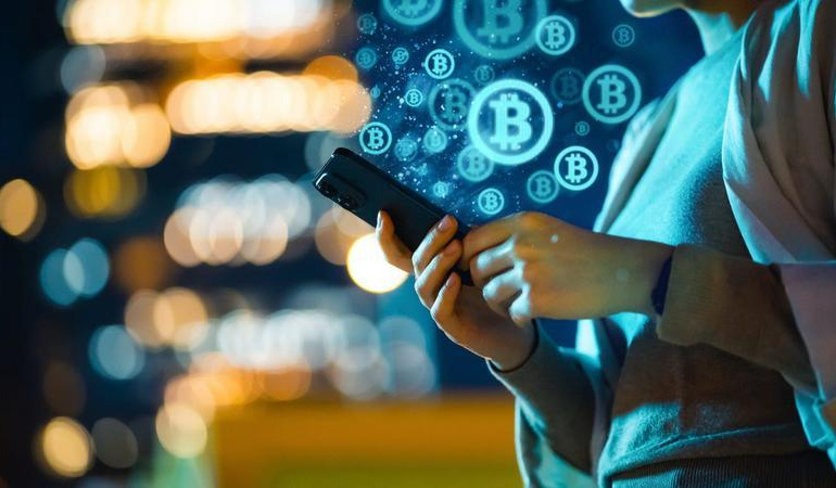Bitcoin Melonjak Melewati $82,000 saat Reli Trump Terus Menggeliat Tanpa Tanda Melambat