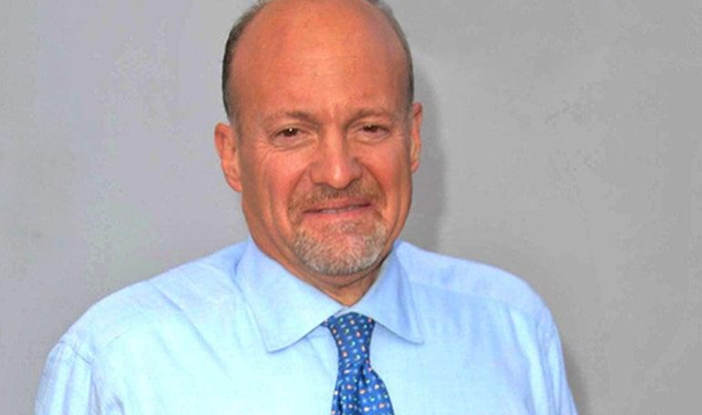 Jim Cramer Menyatakan Bitcoin dan Ethereum 'Patut Masuk Dalam Portofolio Anda' Sebagai Lindung Nilai Terhadap Peningkatan Utang AS: 'Saya Telah Menyukai Crypto Sejak Lama'.