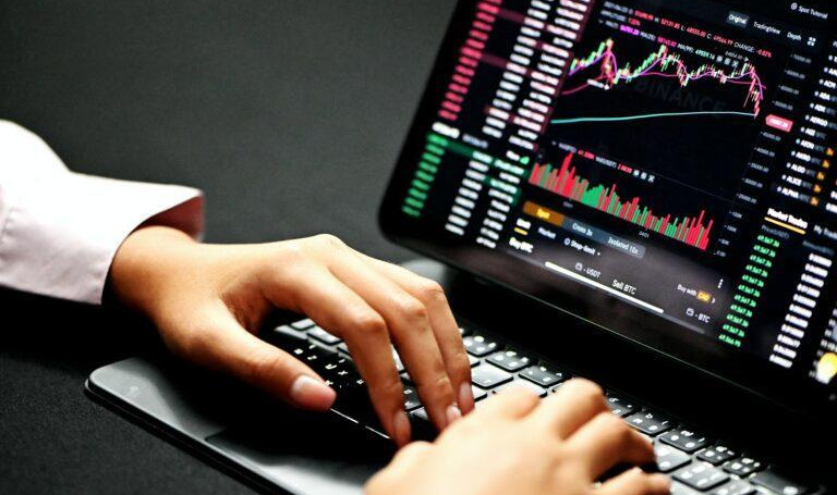 Salah Satu Bank Digital Terbesar di Hong Kong Kini Menyediakan Layanan Perdagangan Cryptocurrency Langsung.