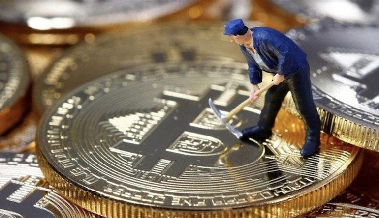 Peningkatan Penambangan Cryptocurrency oleh Hut 8 Menargetkan Pertumbuhan Hashrate Sebesar 66% pada Tahun 2025