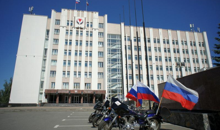 Penambang Bitcoin Akan Membayar Pajak 13%-15% Setelah Majelis Tinggi Rusia Menyetujui RUU Kripto Bersejarah.